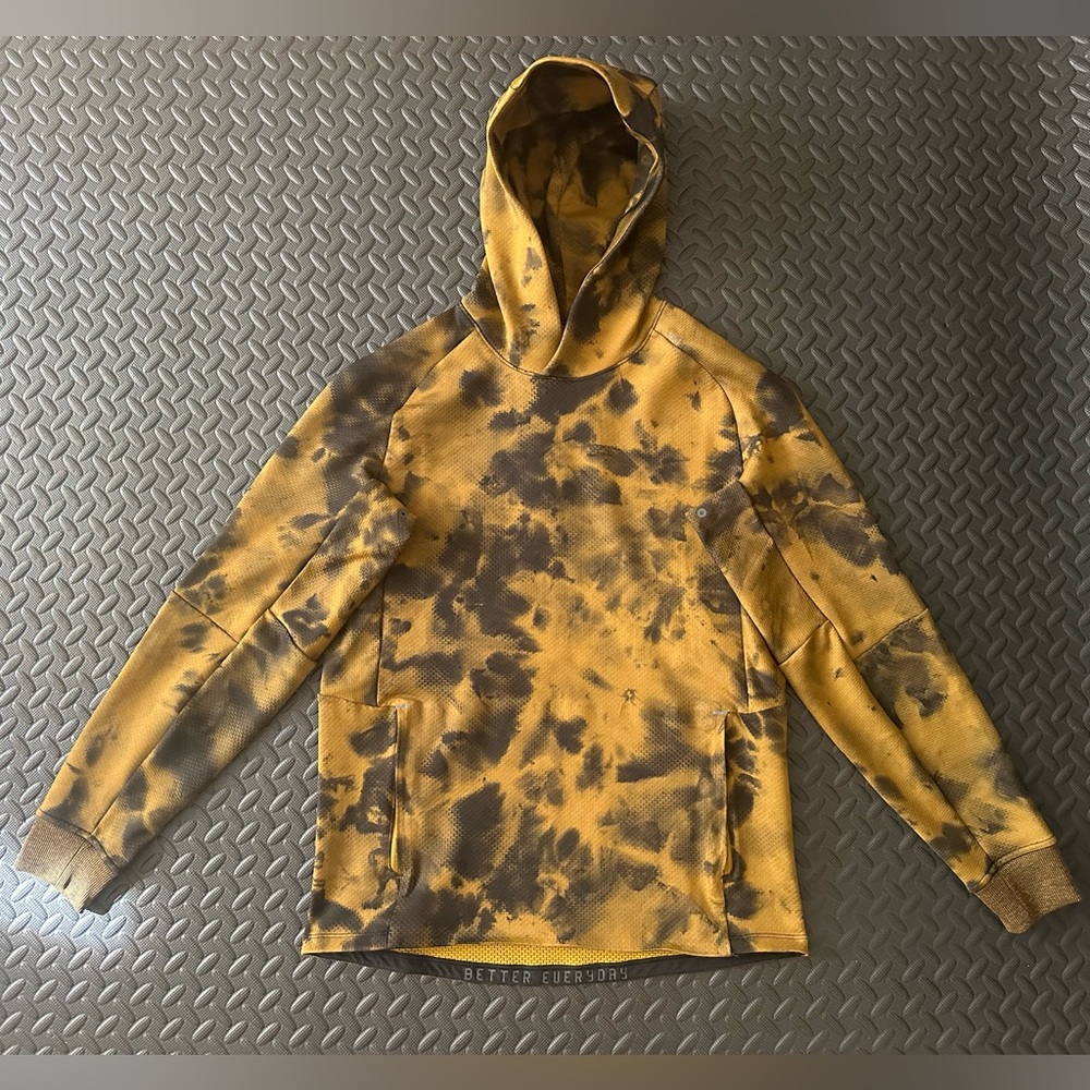 I ❤️ this hoodie. Sold on EBay! Lululemon Textured Tech Sz Small Training
